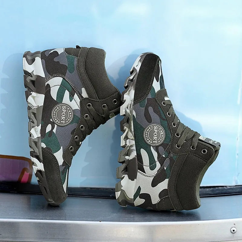 Women's green camouflage canvas sneakers with rubber sole in slip-on style