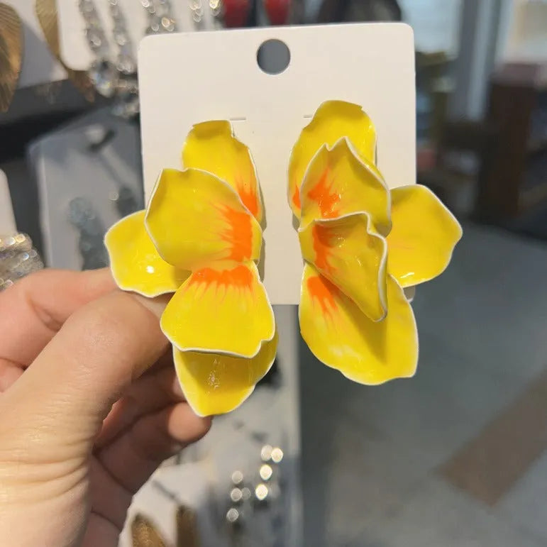 Alloy flower stud earrings with oil-spot glaze finish in European pastoral style