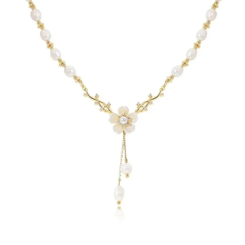 Pearl flower Q9 colour alloy fashion chain necklace with rose design elements for office wear