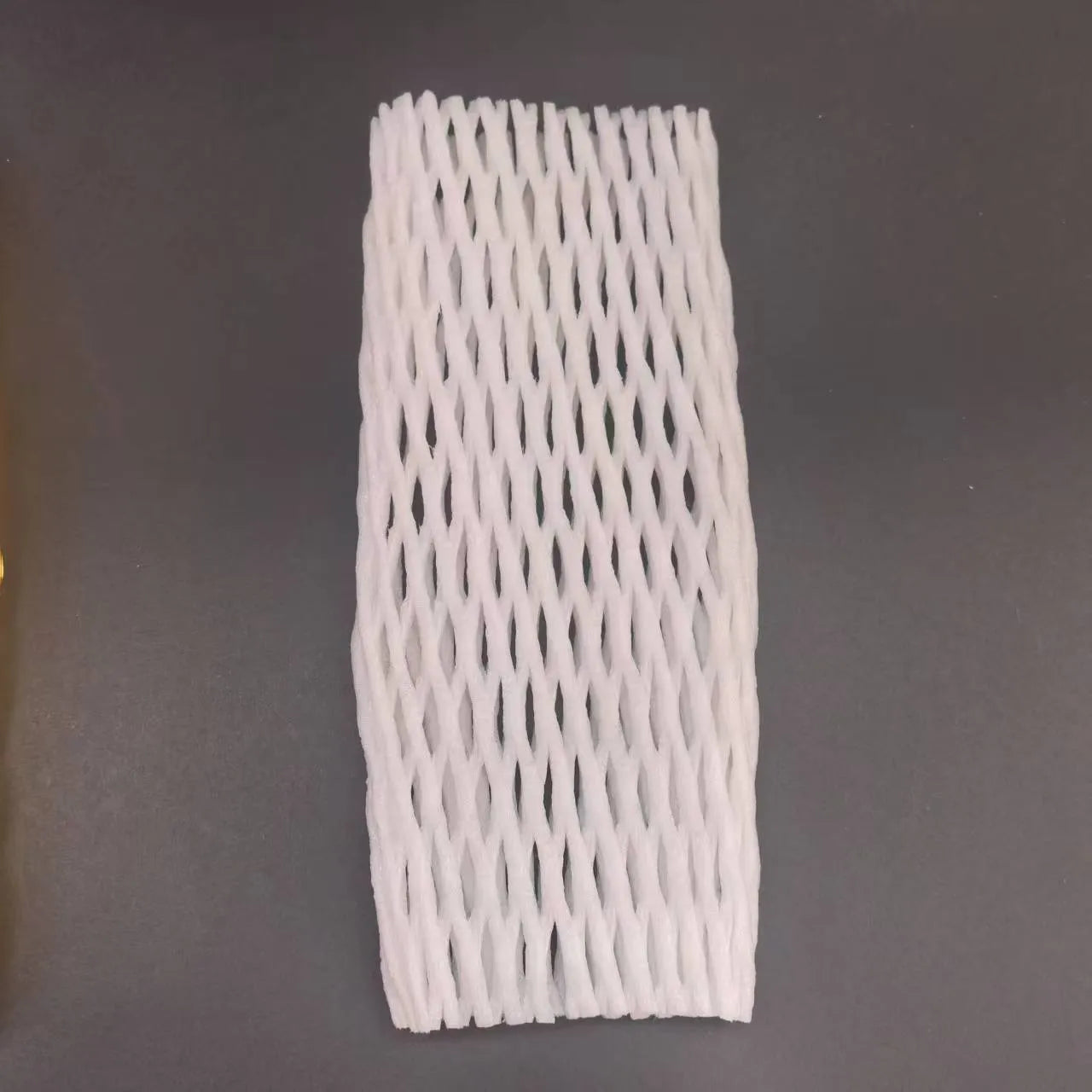 White foam net shockproof protective case for fruit, shown with sizing options.