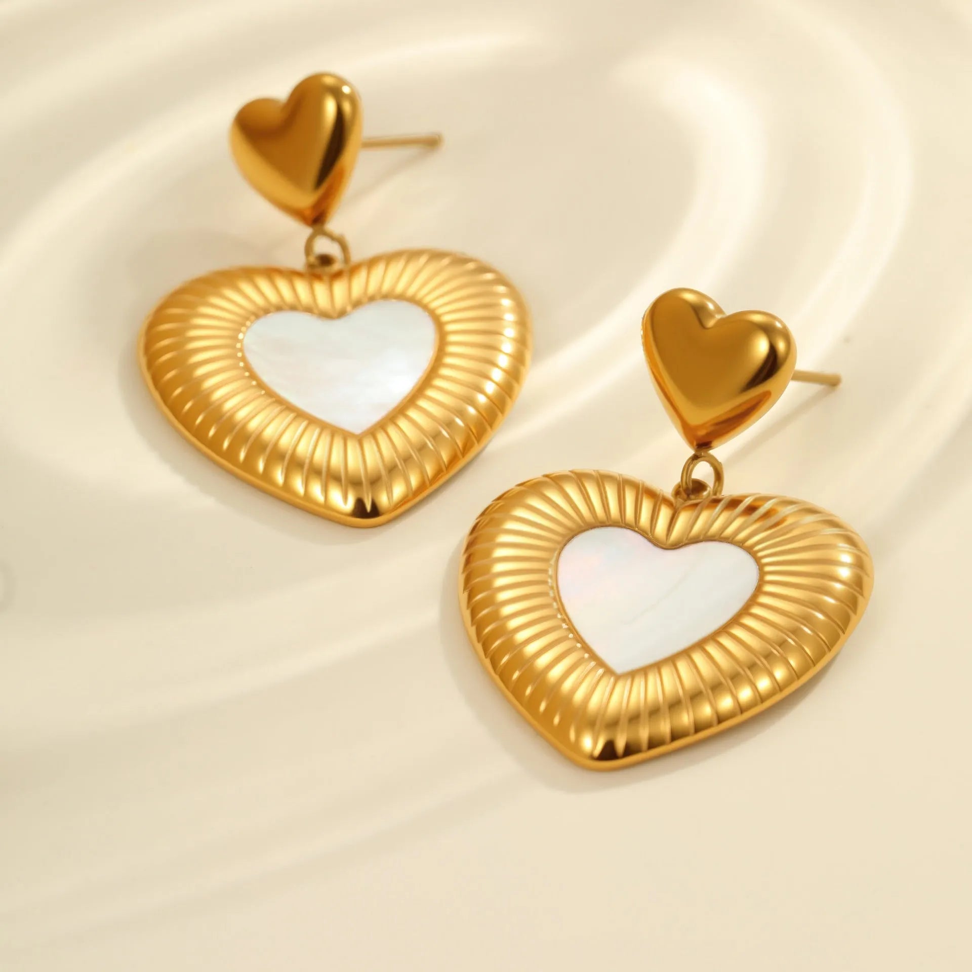 Gold-plated heart-shaped fritillary earrings with stainless steel construction and electroplated finish