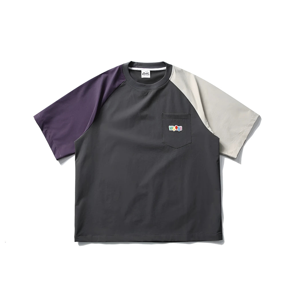 Dark grey men's T-shirt with contrast colour raglan sleeves in loose fit