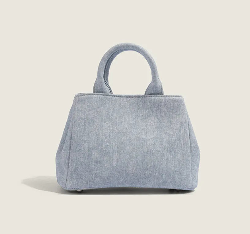 Women's soft PU denim shoulder bag in denim blue without pendant, standard size, casual style