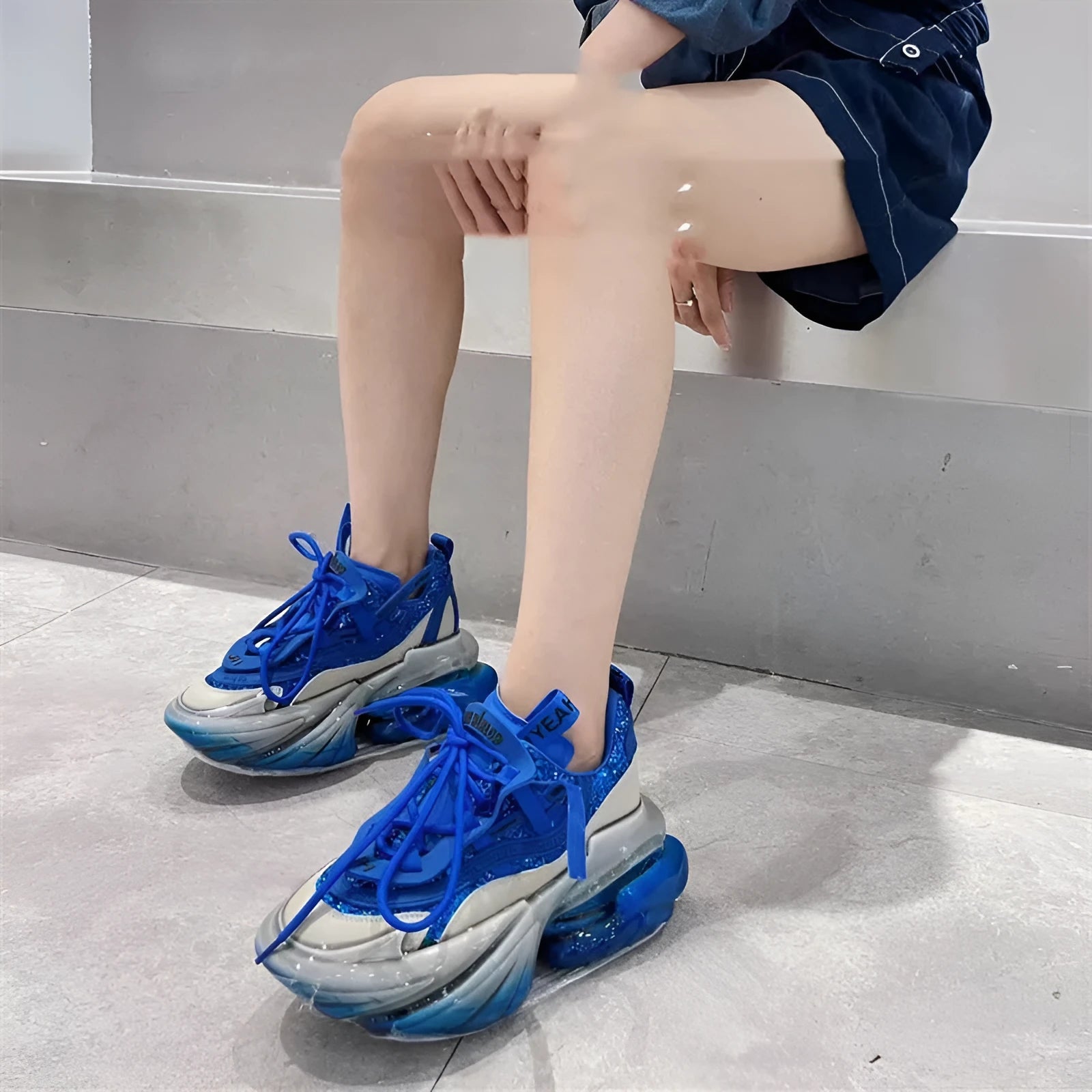 Women's thick-soled leather casual sports shoes with cross-tie detail in multiple colours