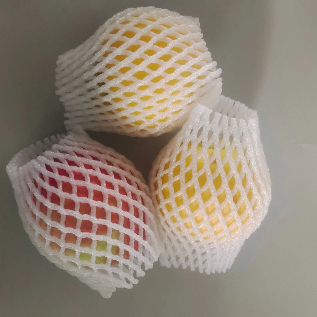 White foam net shockproof protective case for fruit, shown with sizing options.
