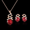 Women's bridal jewellery set with adjustable necklace and matching earrings in alloy