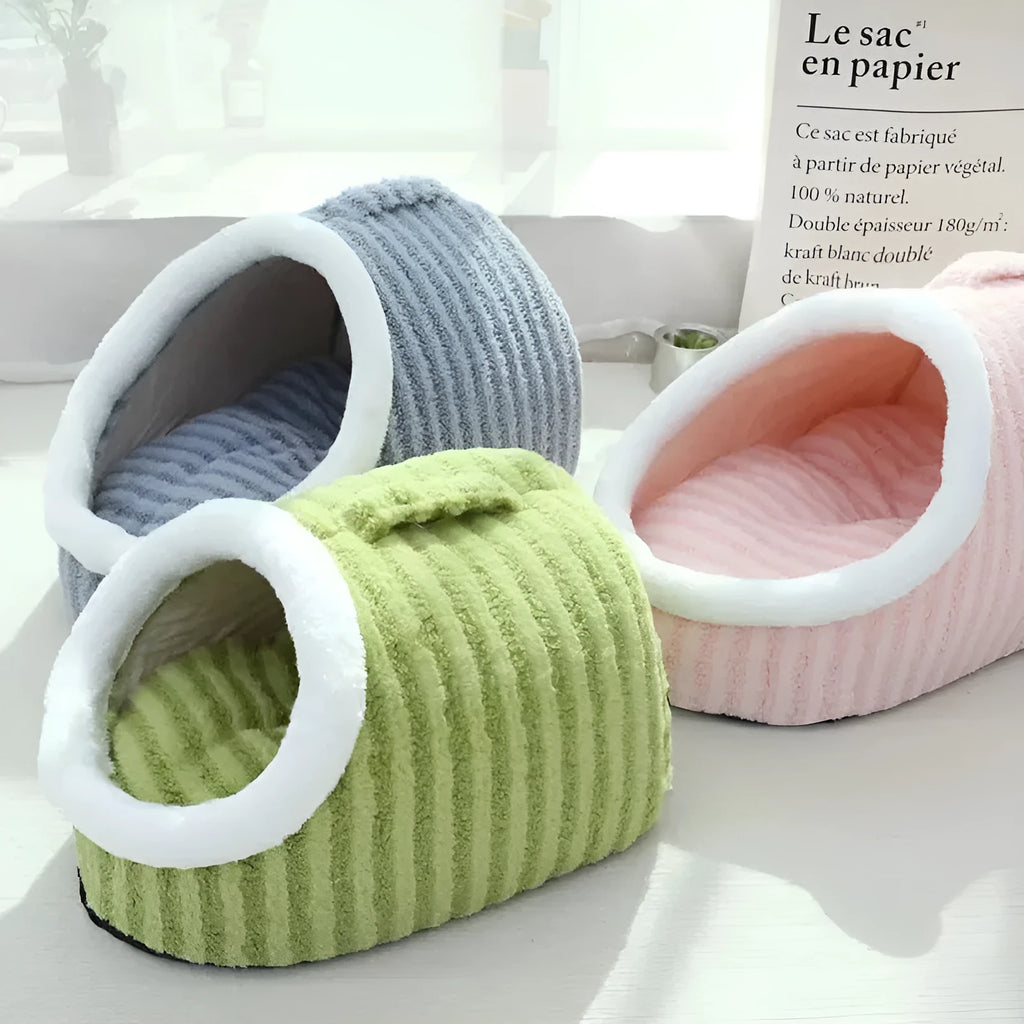 Thickened 3D striped pet bed with removable sponge cushion in blue colour for dogs and cats