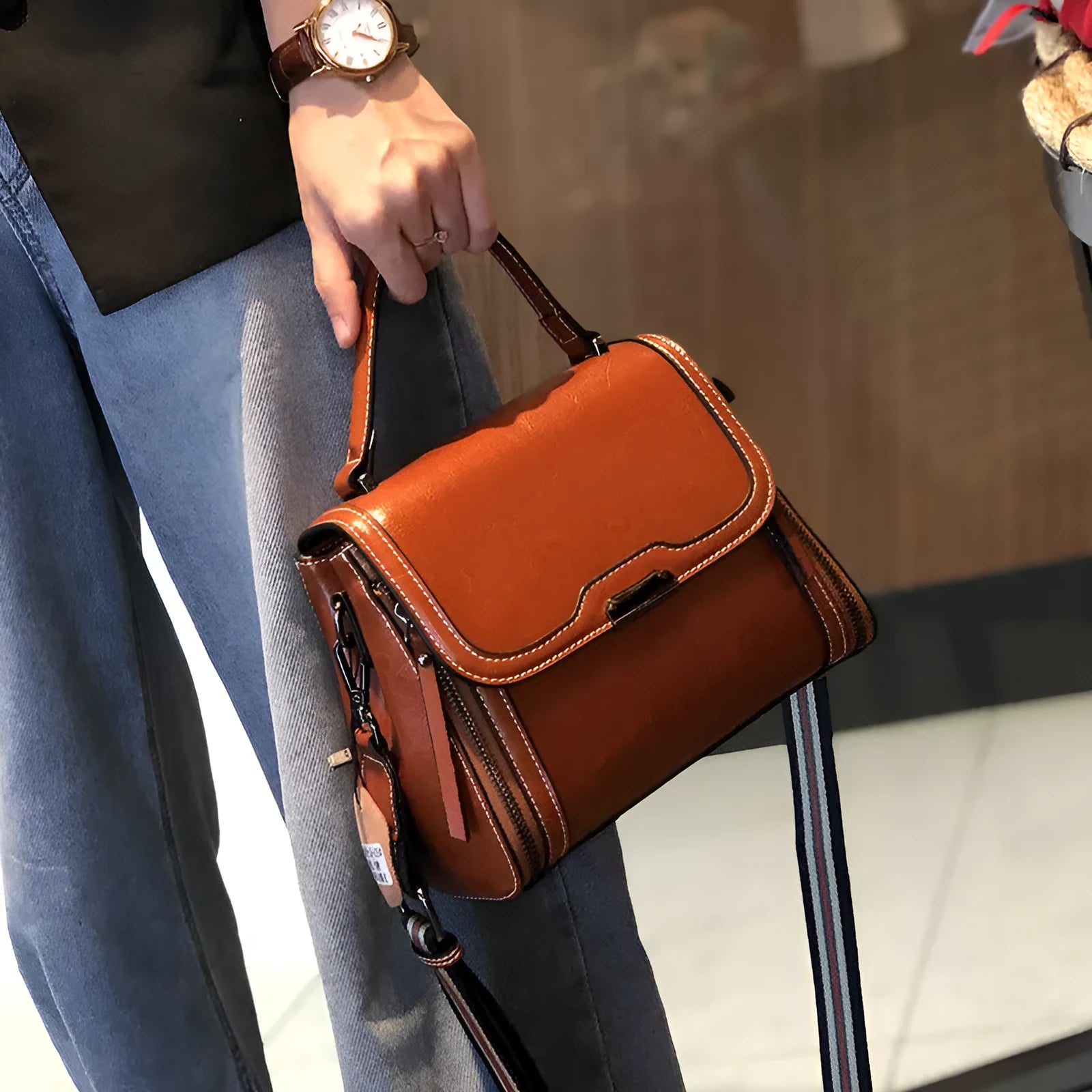 Women's genuine leather retro messenger bag in horizontal square shape with double shoulder straps