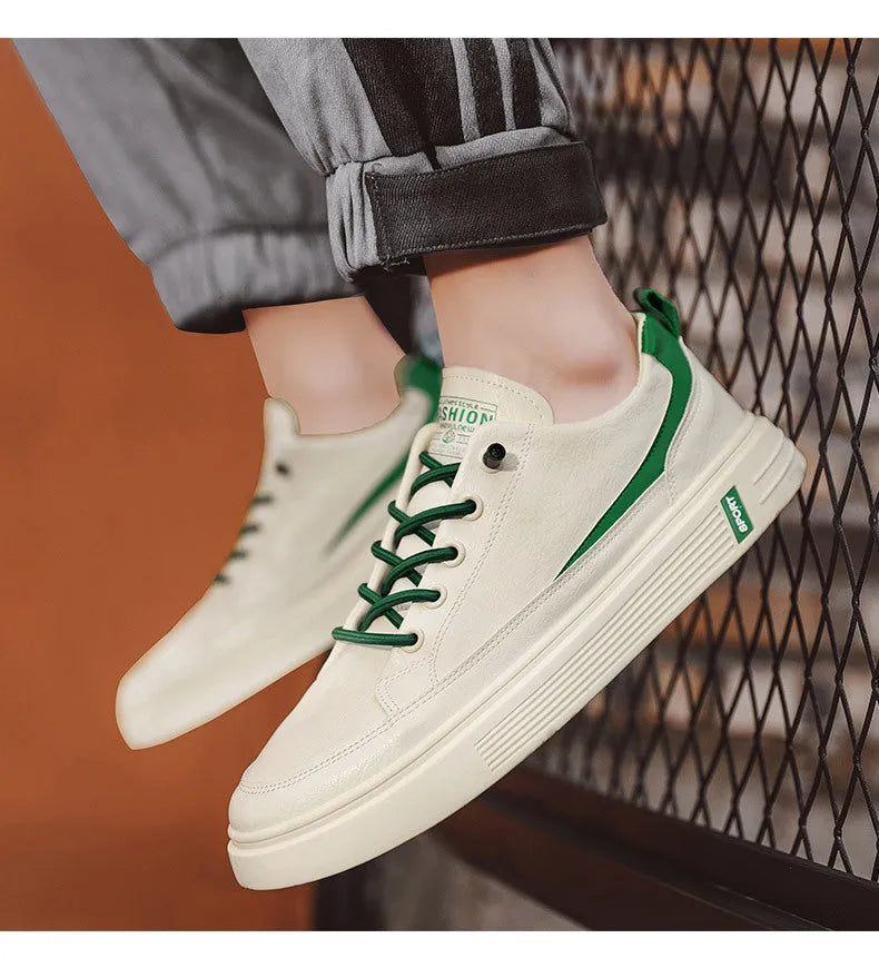 Men's Korean-style breathable canvas sneakers in beige with rubber sole and low-top design