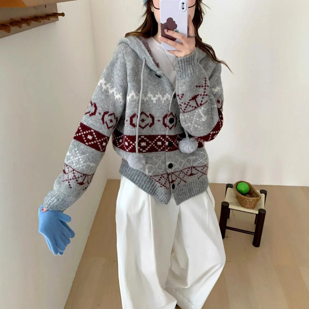 Women's plus size loose geometric pattern brocade sweater coat in beige