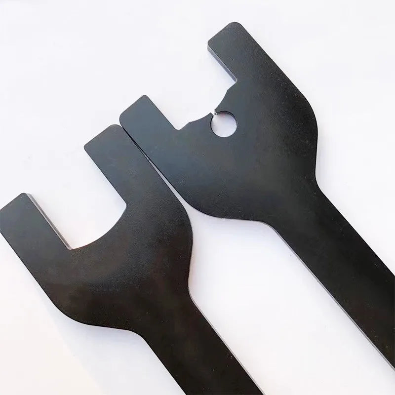 Land Rover fan wrench set showing 36mm spanner and 40mm spanner with hole, made from alloy steel.
