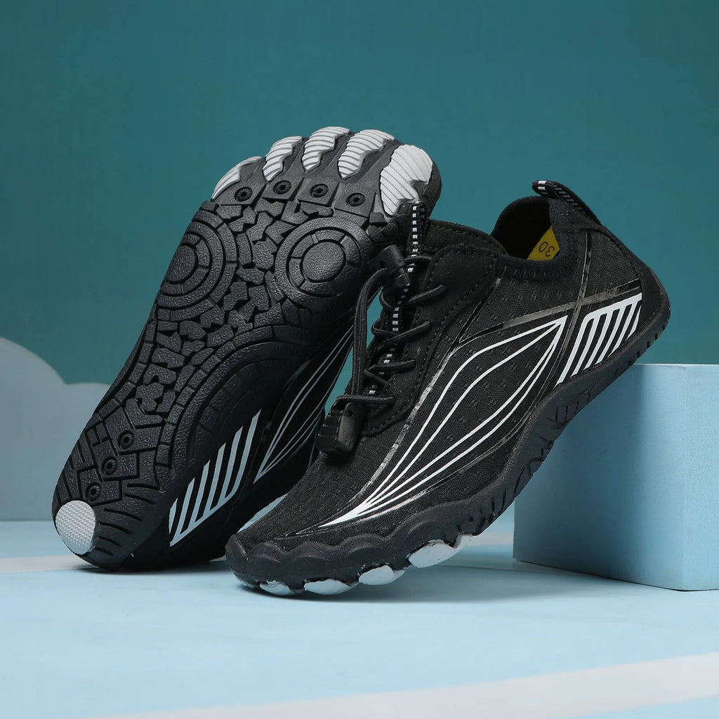 Children's quick-dry wading shoes with rubber sole and elastic band closure in multiple colours