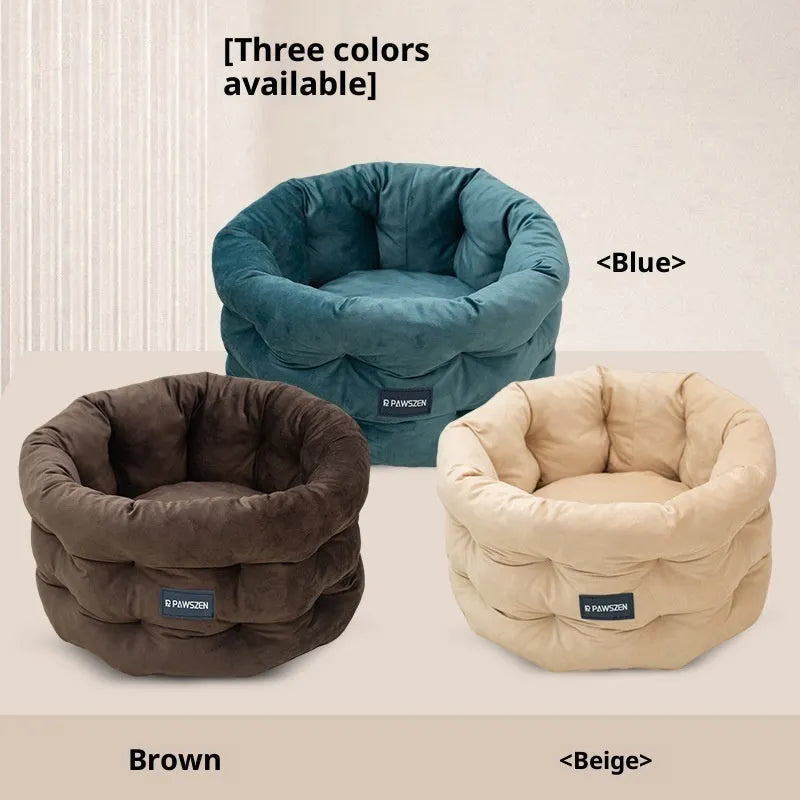 Cathouse Doghouse cloth cat bed in emerald blue, M size, on floor for winter use