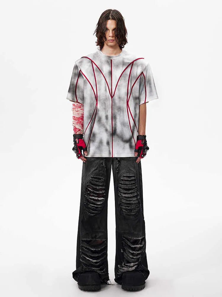 Short sleeve T-shirt with padded shoulders and textured line patchwork design