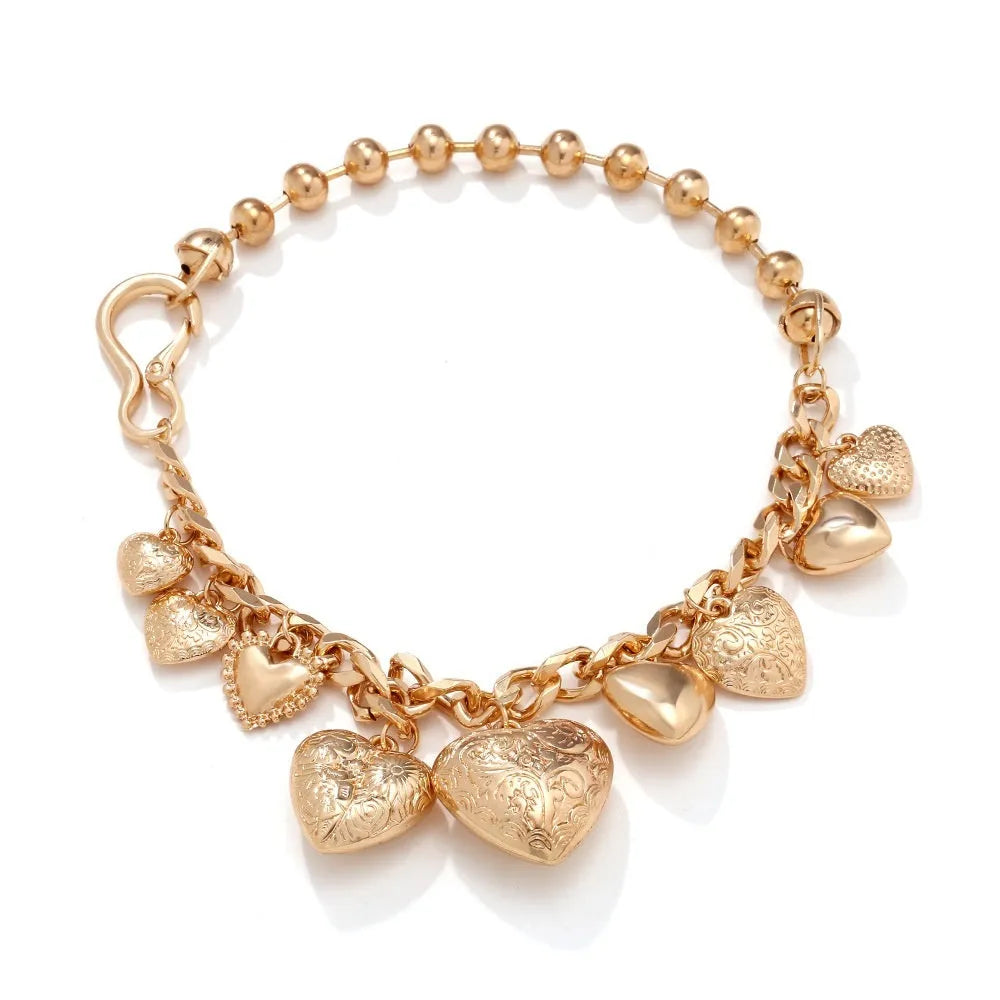 Exaggerated heart pendant necklace with adjustable chain in gold or white K finish