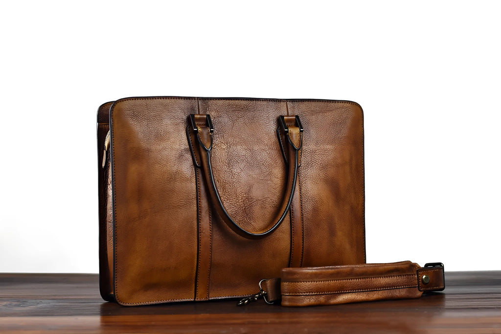 14-inch men's retro leather handbag in horizontal square design with zipper closure
