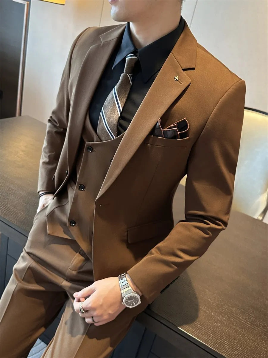 Men's slim fit business suit in dark green, brown, or camel colour, made from chemical fibre blend fabric.