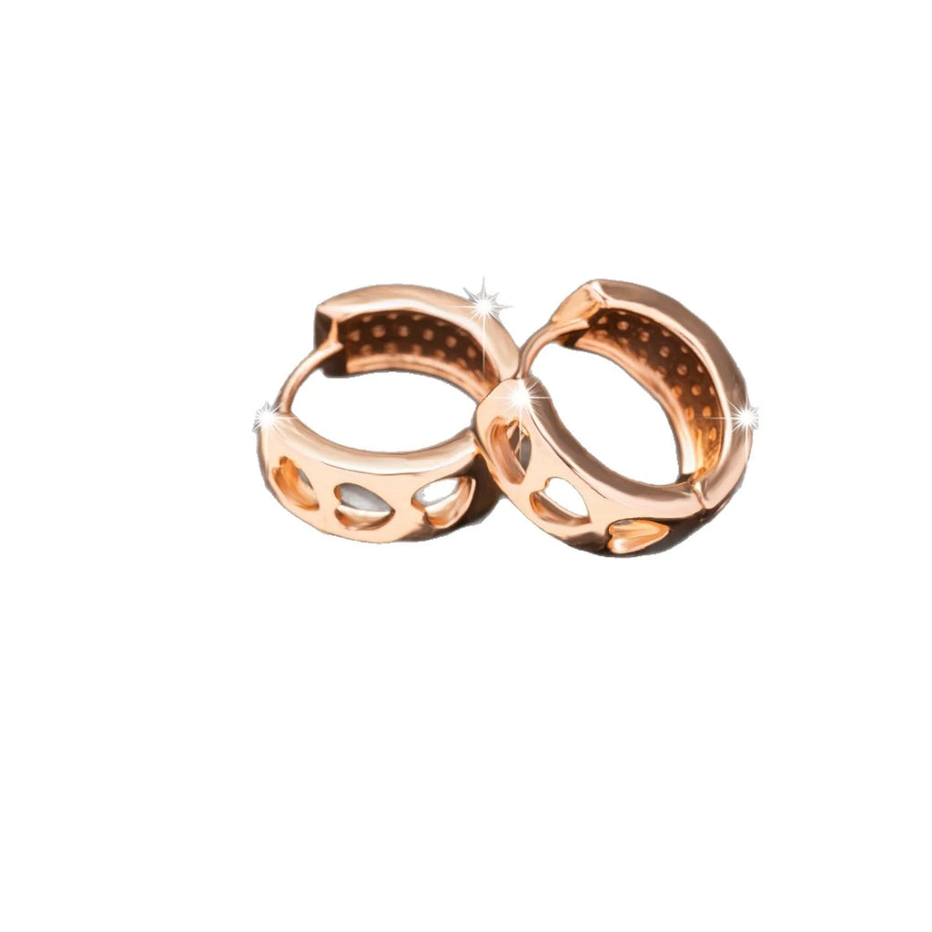Rose gold hollowed out heart earrings with three circular cut-outs inside, circular shape, fresh sweet style.