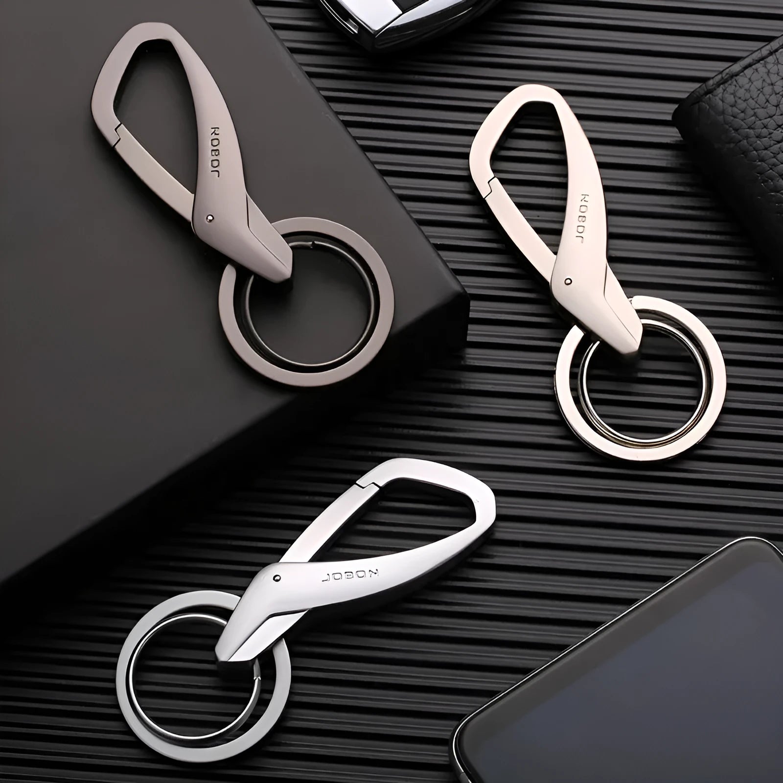 Zinc alloy car key waist hanging double ring keychain in black, chrome, or nickel colour measuring 8.3x3.5cm