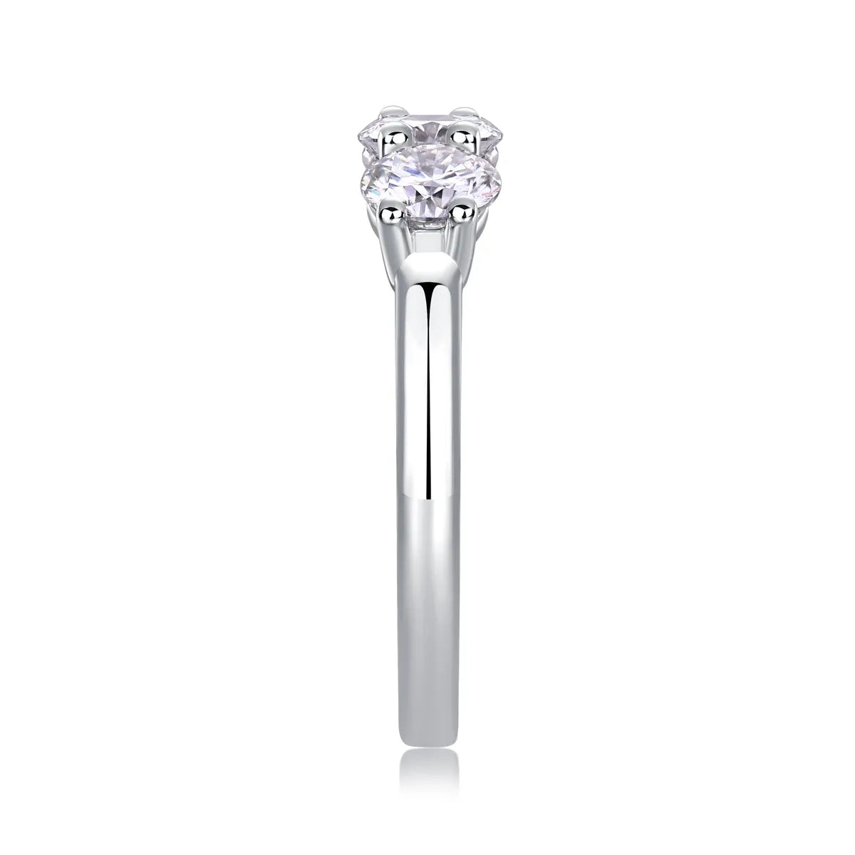 0.5 carat moissanite wedding ring set in S925 silver with platinum plating, gold colour, on white background