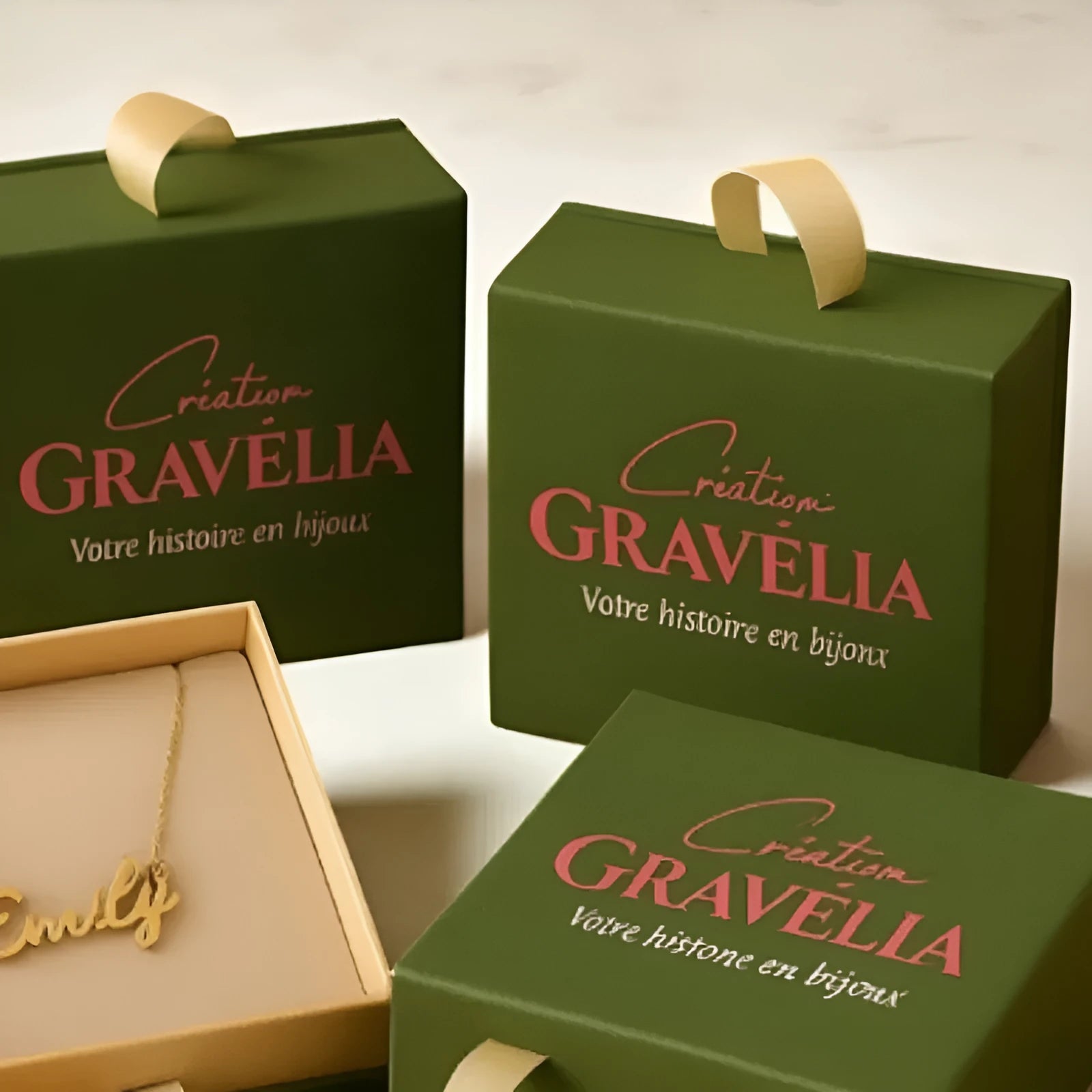 Retro green cardboard jewelry box with flannel sponge insert, 10x10x3.5cm portable drawer design