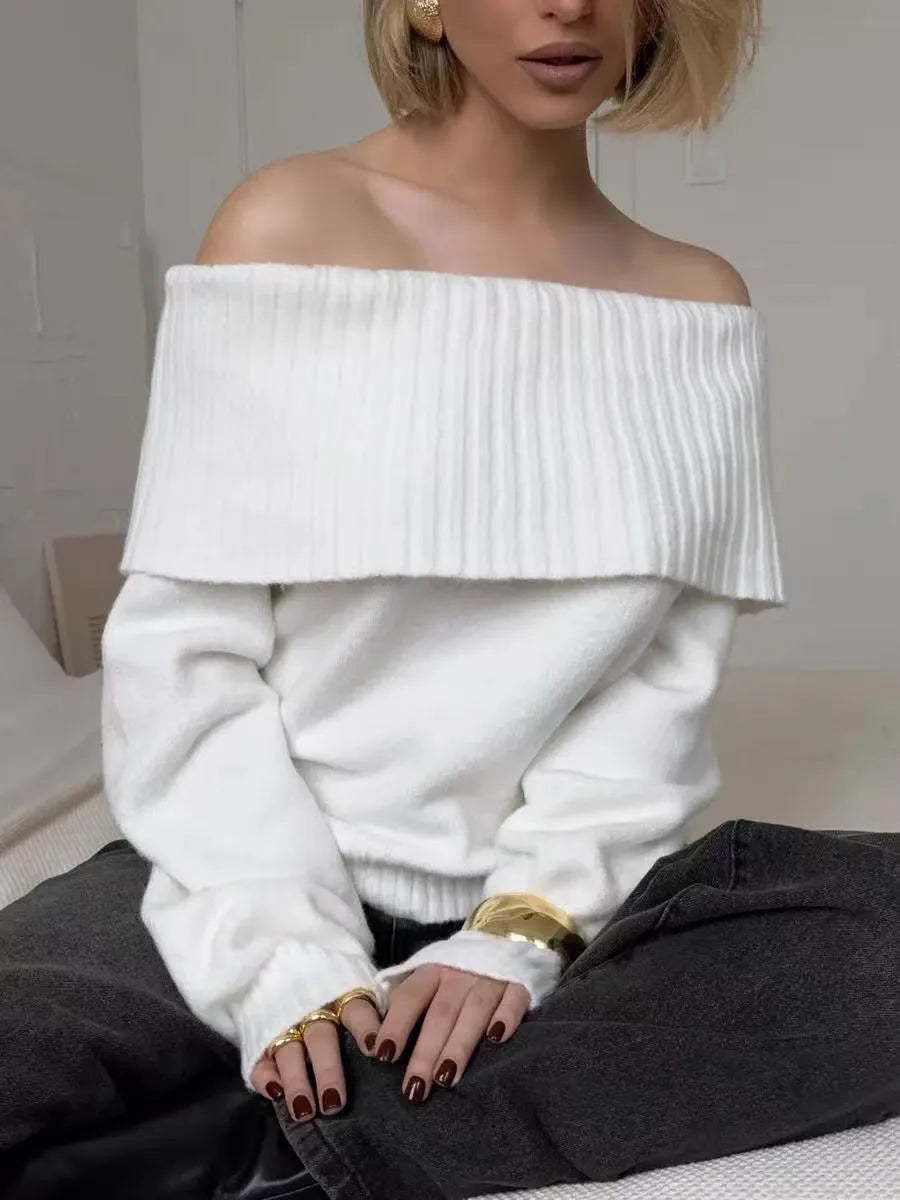Grey off-the-shoulder sweater with 3D pattern effect and strapless design