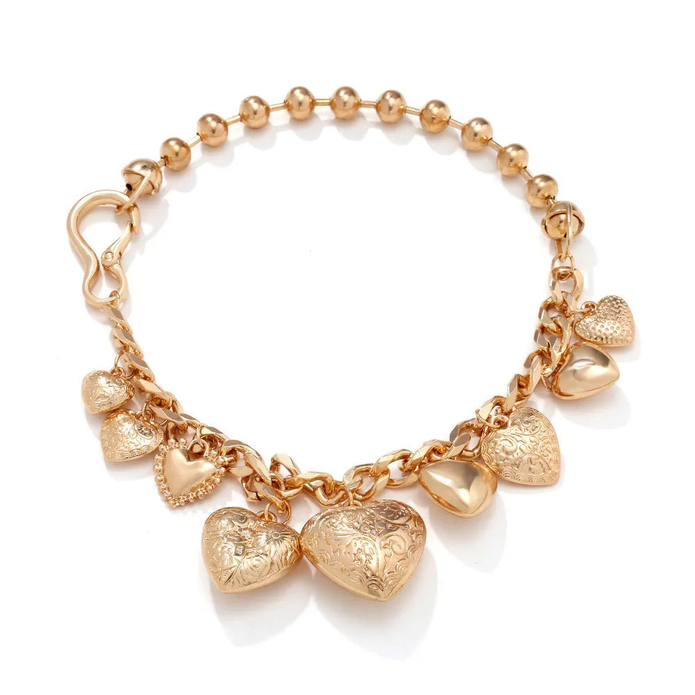 Exaggerated heart pendant necklace with adjustable chain in gold or white K finish