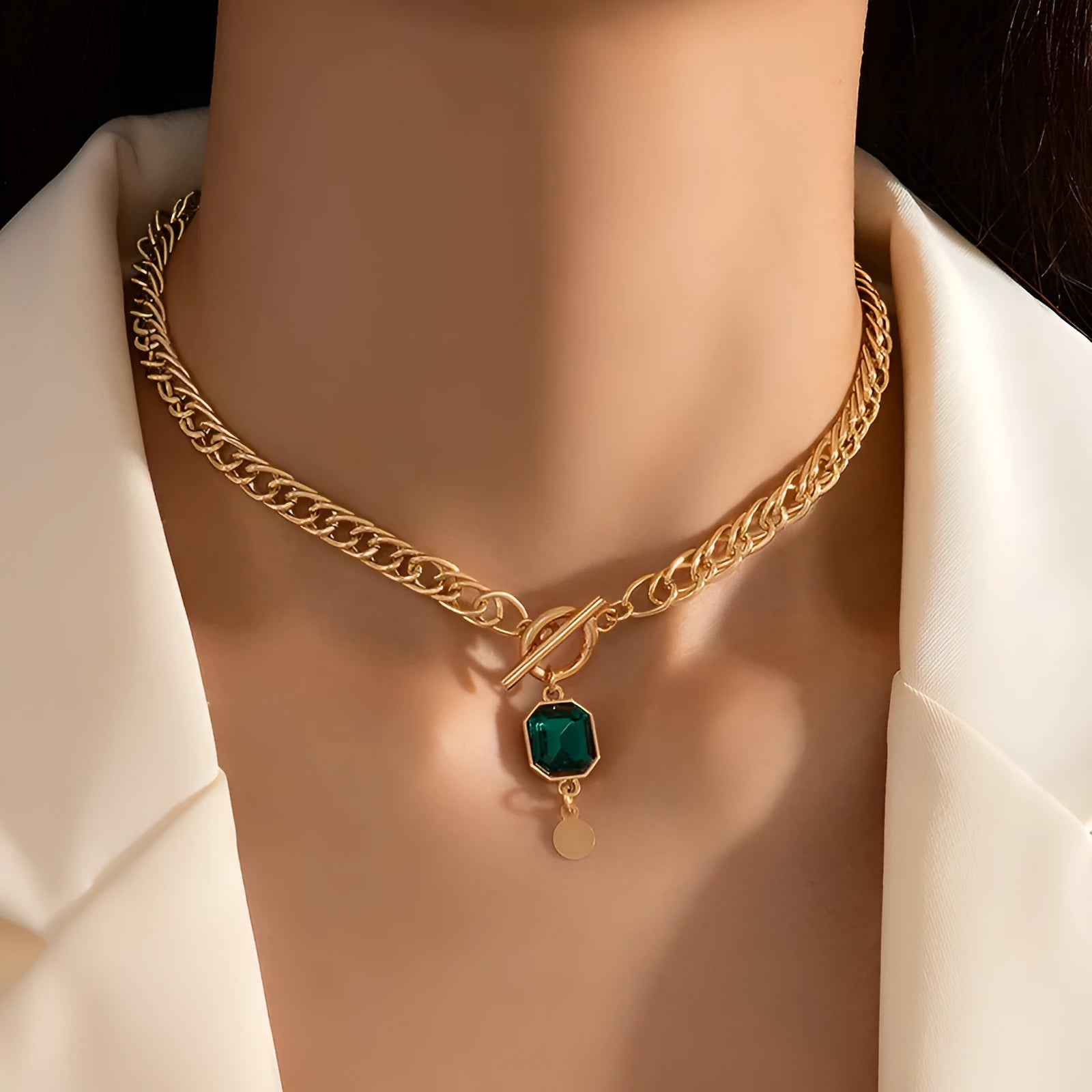 Gold colour titanium steel pendant necklace with emerald zircon and Cuban link chain in French retro style