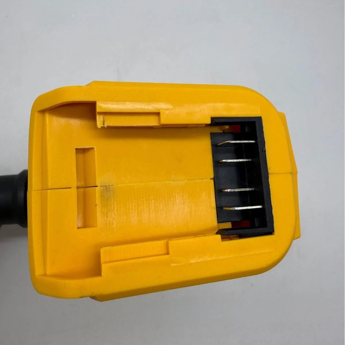 Rechargeable lithium battery snow remover and dust blower with bare metal head