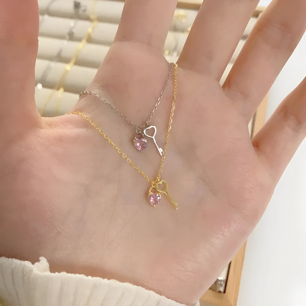 925 silver heart-shaped key pendant necklace for women platinum colour electroplated finish with chain